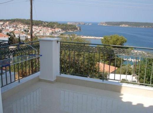 Hotel Anezina Pylos Exterior photo